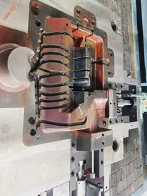 Moldes de fundição sob pressão